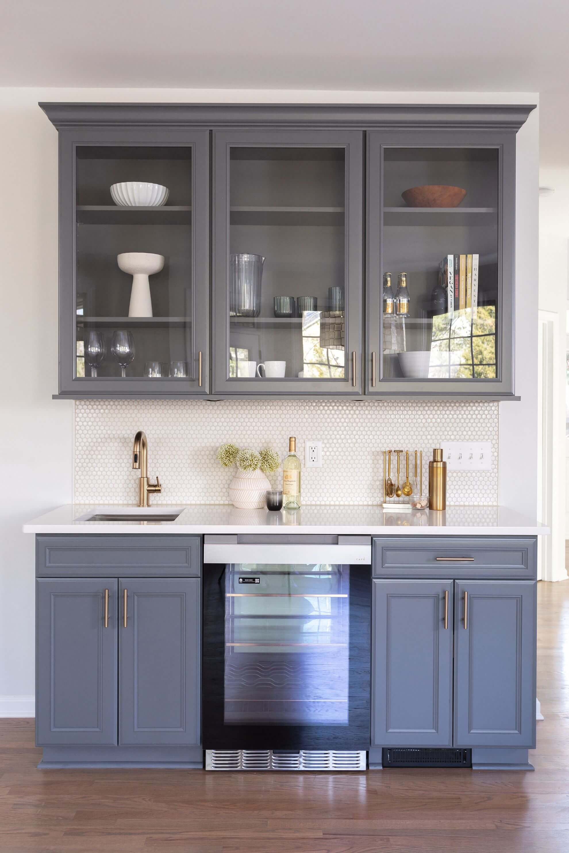 Cary Living Room & Mini Bar — 2