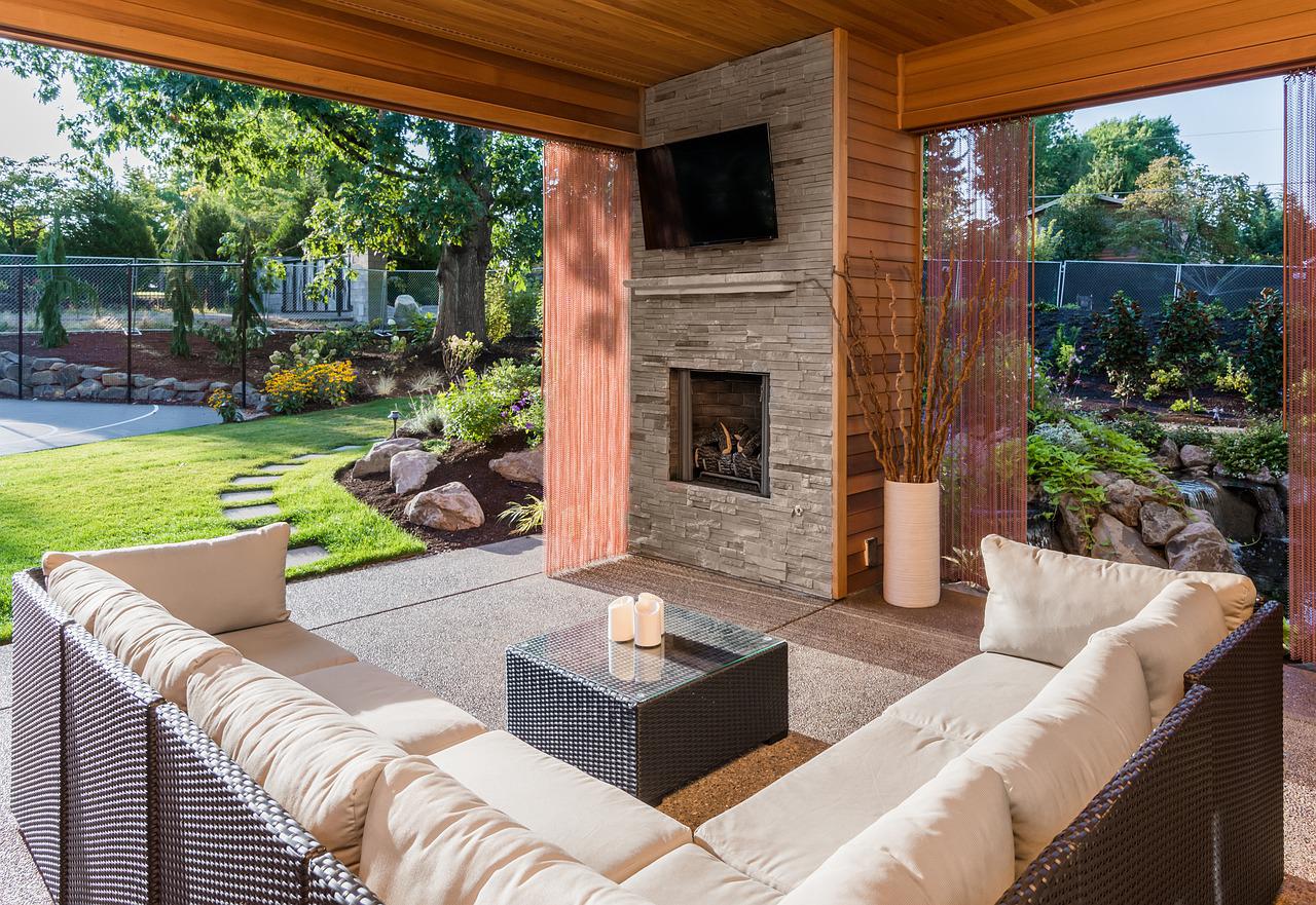 outdoor living spaces